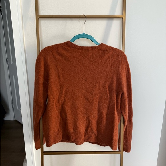 Quince Mongolian Cashmere Crewneck Sweater - Picture 3 of 4